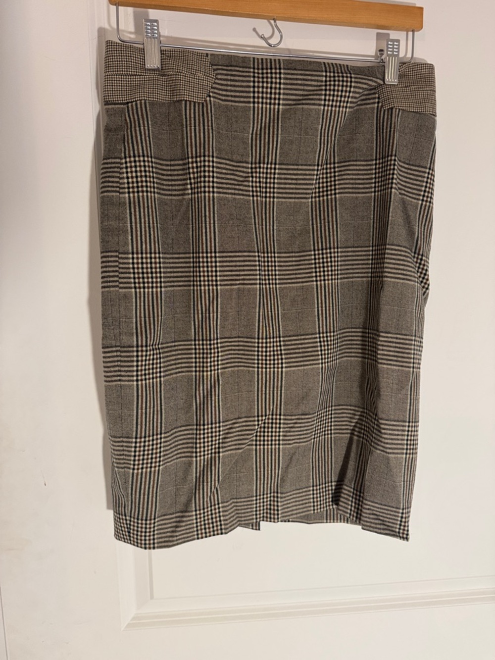 The Limited Plaid Pencil Skirt - Black & Gray